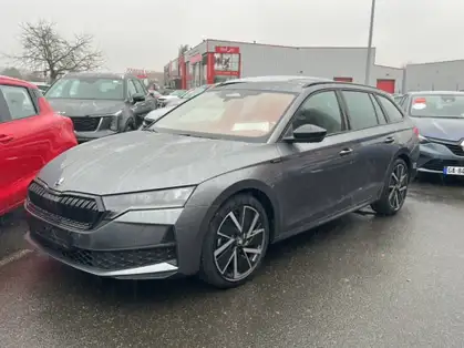 SKODA OCTAVIA COMBI SPORTLINE 1.5 TSI Hybrid 150 CV DSG7 
