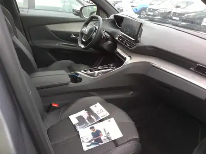PEUGEOT 3008 GT HYBRID 136 CV E-DCS6