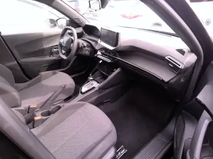 PEUGEOT 2008 STYLE Hybrid 145 e-DCS6