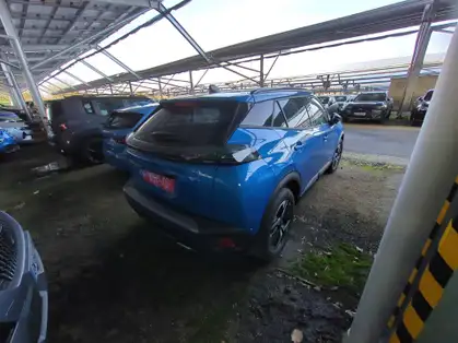 PEUGEOT 2008 ALLURE HYBRID 136 CV e-DCS6
