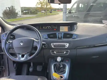 RENAULT SCENIC III DYNAMIQUE TCe 115 CV BVM