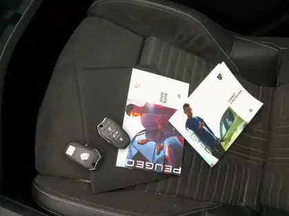 PEUGEOT 3008 GT Hybrid 145 e-DCS6