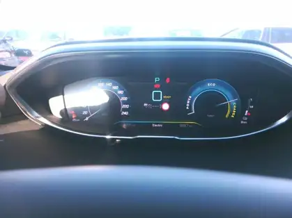 PEUGEOT 3008 GT HYBRID 225 CV E-EAT8