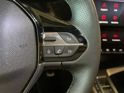 PEUGEOT 308 SW GT Hybrid 136 CV e-DCS6 