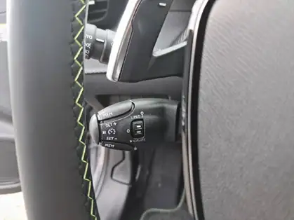 PEUGEOT 208 GT HYBRID 145 CV E-DCS6