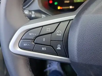 DACIA BIGSTER HYBRID JOURNEY HYBRID 155 CV 