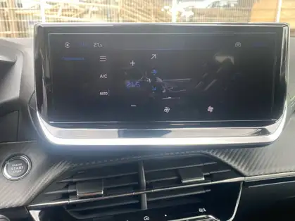 PEUGEOT 2008 GT Hybrid 145 CV e-DCS6