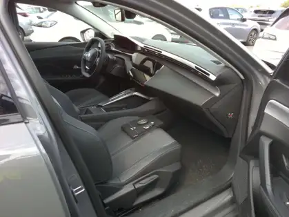 PEUGEOT 308 PHEV 180 e-EAT8 Allure