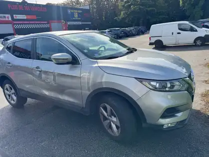 NISSAN QASHQAI 1.3 DIG-T 140 Business Edition