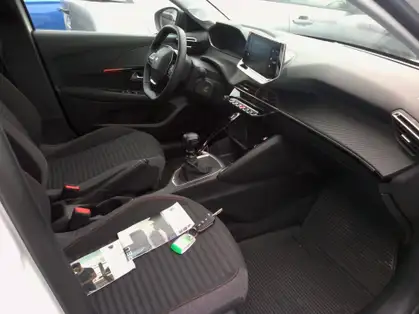 PEUGEOT 208 BUSINESS R ACTIVE BUSINESS R PURETECH 100 CV BVM6