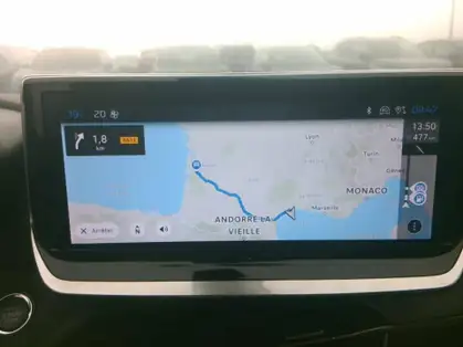 PEUGEOT 2008 ALLURE Hybrid 145 CV e-DCS6 