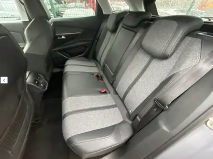 PEUGEOT 3008 1.6 BlueHDi 120ch S&S EAT6 Allure