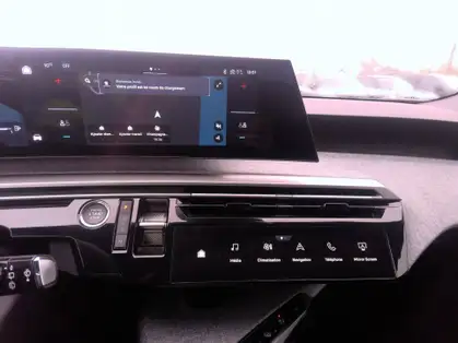 PEUGEOT 5008 ALLURE Hybrid 145 CV e-DCS6 