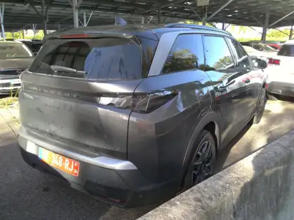 PEUGEOT 5008 GT Hybrid 145 CV e-DCS6 