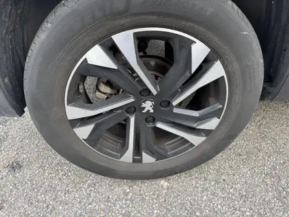 PEUGEOT 2008 ALLURE 1.2 PURETECH 130 CV EAT8