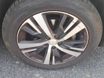PEUGEOT 5008 ALLURE 1.5 BLUEHDI 130 CV BVM6