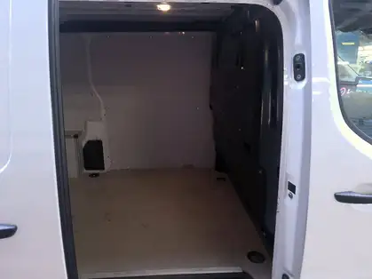 FIAT SCUDO FOURGON BLUEHDI 145 M S&S EAT8