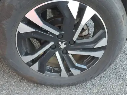 PEUGEOT 2008 ALLURE 1.2 PURETECH 100 CV BVM6