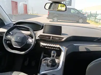 PEUGEOT 5008 ALLURE 1.5 BLUEHDI 130 CV BVM6