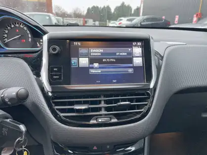 PEUGEOT 2008 2008 ALLURE 1.6 BLUEHDI 100 CV BVM6