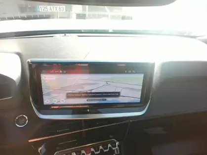 PEUGEOT 2008 ALLURE HYBRID 136 CV e-DCS6