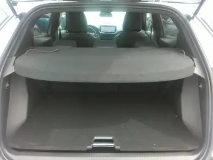 PEUGEOT 2008 ALLURE Hybrid 145 CV e-DCS6 