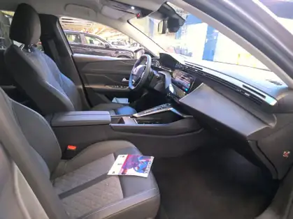 PEUGEOT 408 ALLURE PHEV 180 CV e-EAT8 