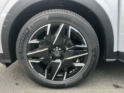 PEUGEOT 3008 ALLURE HYBRIDE 136 CV e-DCS6