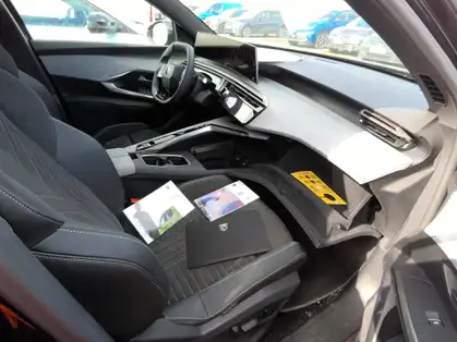 PEUGEOT 3008 GT Hybrid 145 e-DCS6