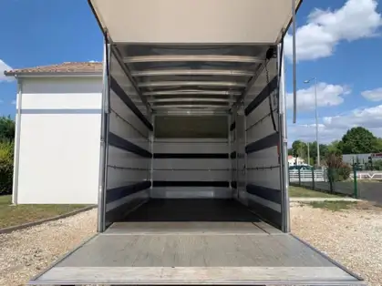 IVECO DAILY FOURGON III 35C18HA8 4100 3.0 180 CH BVA CAISSE TROUILLET 20M3