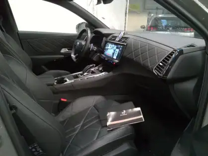 DS DS 7 RIVOLI Hybride Rechargeable E-Tense 300 CV EAT8 4x4