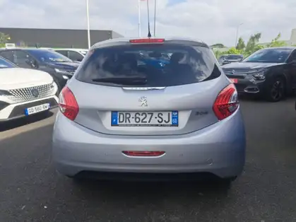 PEUGEOT 208 FELINE 1.6 VTi 120 CV BVA4