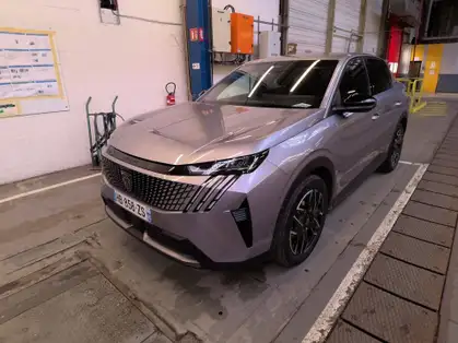 PEUGEOT 3008 ALLURE HYBRIDE 136 CV e-DCS6