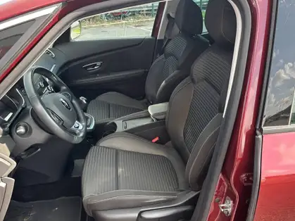 RENAULT GRAND SCENIC IV dCi 110 Energy Zen