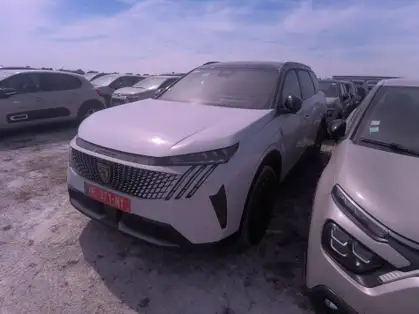 PEUGEOT 5008 GT Hybrid 145 CV e-DCS6 