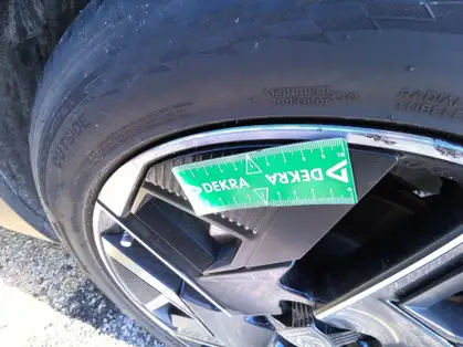 PEUGEOT 408 GT HYBRID 136 CV e-DCS6