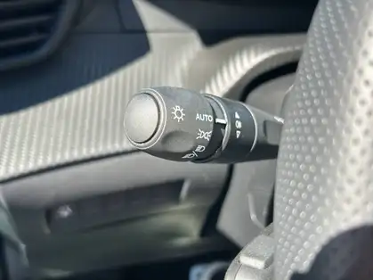 PEUGEOT 2008 GT Hybrid 145 CV e-DCS6 