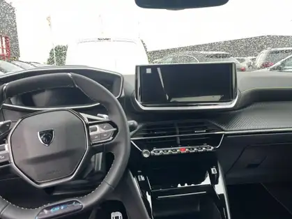 PEUGEOT 2008 GT Hybrid 145 CV e-DCS6 