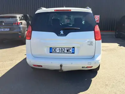 PEUGEOT 5008 1.6 e-HDi 115ch FAP ETG6 BLUE LION Allure 5pl
