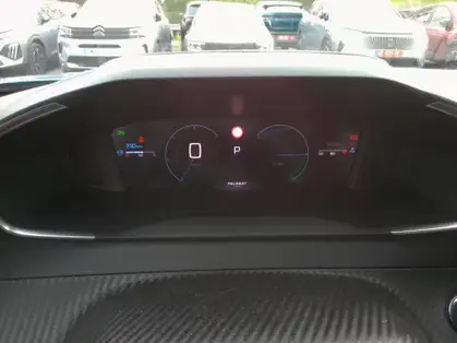 PEUGEOT 2008 ALLURE Hybrid 145 CV e-DCS6 