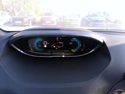 PEUGEOT 3008 GT HYBRID 225 CV E-EAT8