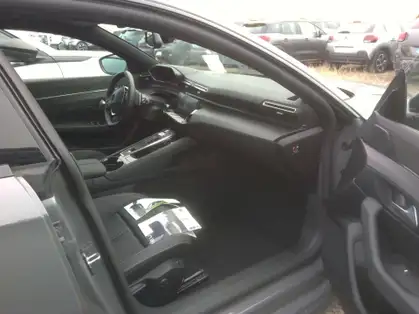 PEUGEOT 508 SW Hybrid 225 e-EAT8 Allure