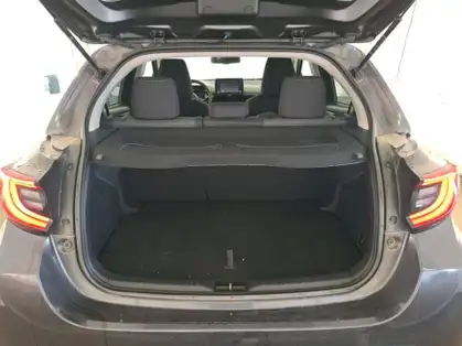 TOYOTA YARIS HYBRIDE 116h Design