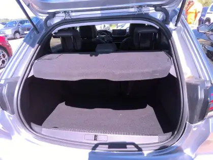 PEUGEOT 208 ALLURE HYBRID 100 CV E-DCS6