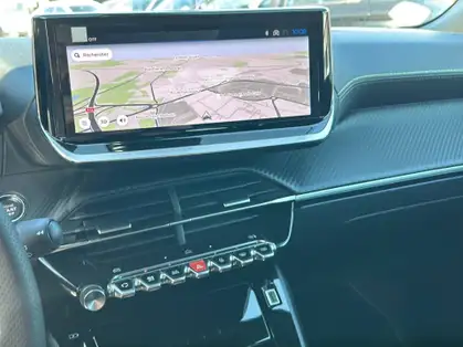 PEUGEOT 2008 GT Hybrid 145 CV e-DCS6 