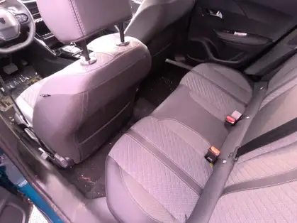 PEUGEOT 2008 ALLURE Hybrid 145 CV e-DCS6 