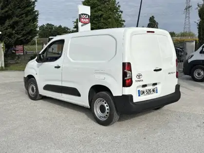 TOYOTA PROACE CITY FOURGON RC21 MEDIUM 1.5L 100 D-4D BVM5 ACTIVE