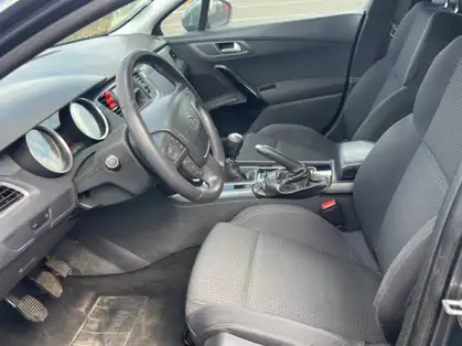 PEUGEOT 508 2.0 HDi 140ch FAP BVM6 Active
