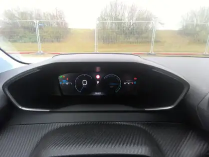 PEUGEOT 208 ALLURE HYBRID 100 CV E-DCS6