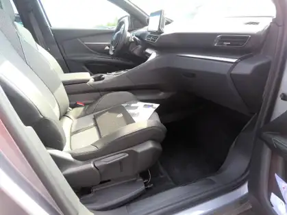 PEUGEOT 5008 ALLURE PACK 1.5 BLUEHDI 130 CV EAT8